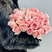 25 роз «Новия» 60 см