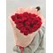 25 красных роз Freedom в упаковке