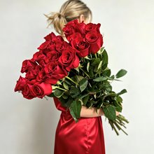 25 роз 70 см " Фридом"