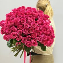 Букет 75 розовых роз 50 см