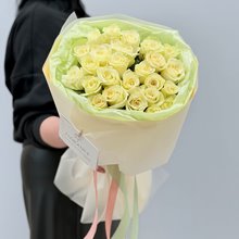 25 белых роз " Freshness of roses"