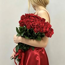 25 роз 60 см КРАСНЫЕ