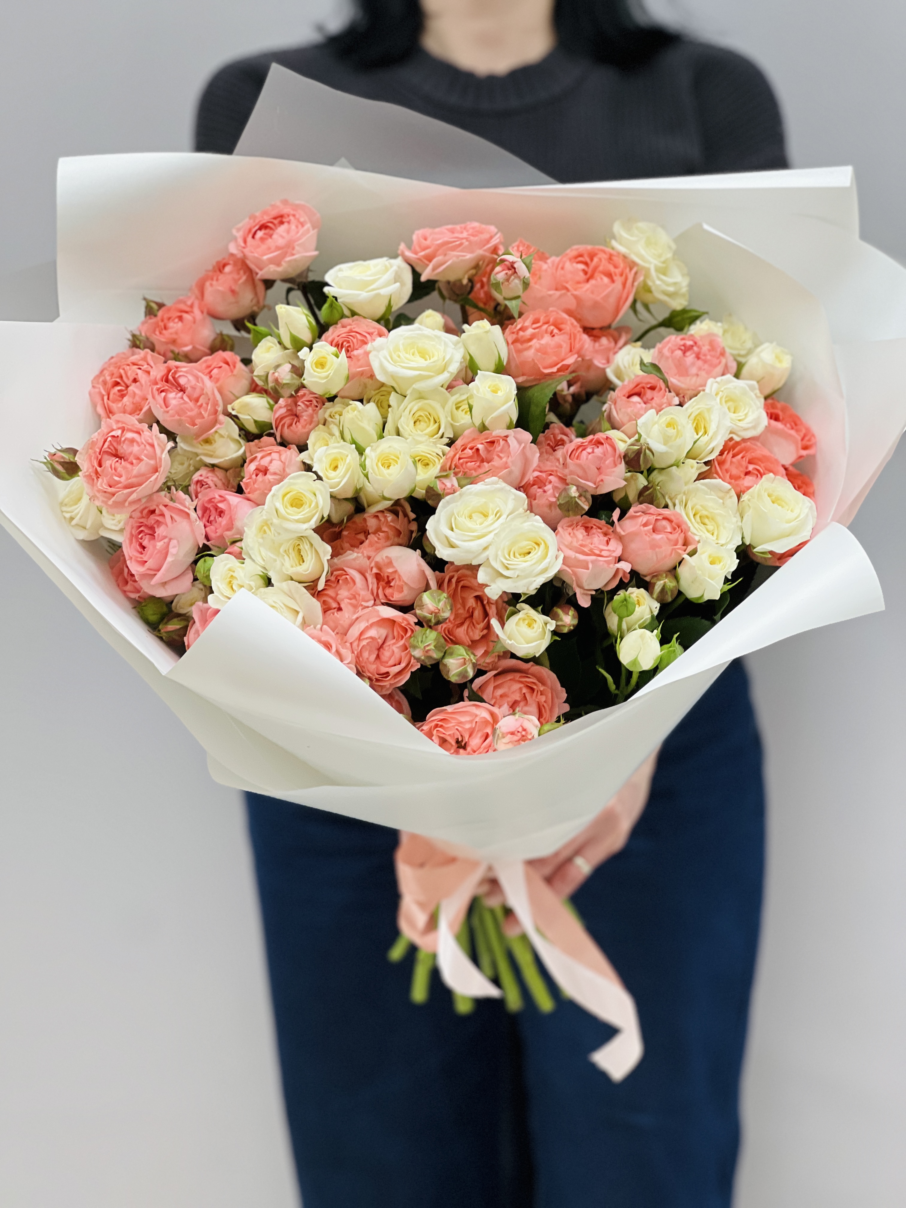 Детали роз Лирика и Фемке