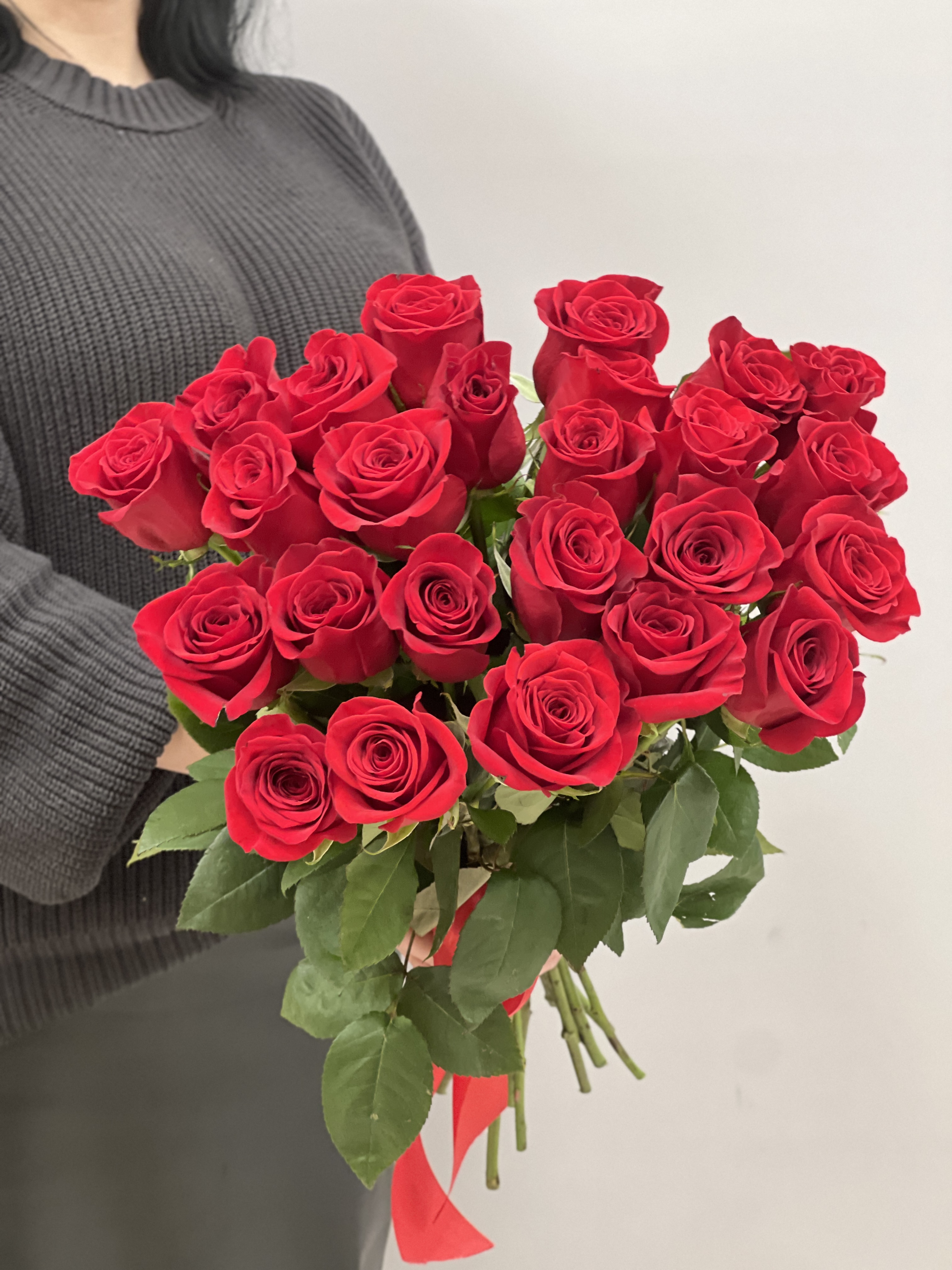 Букет под атласной лентой детально