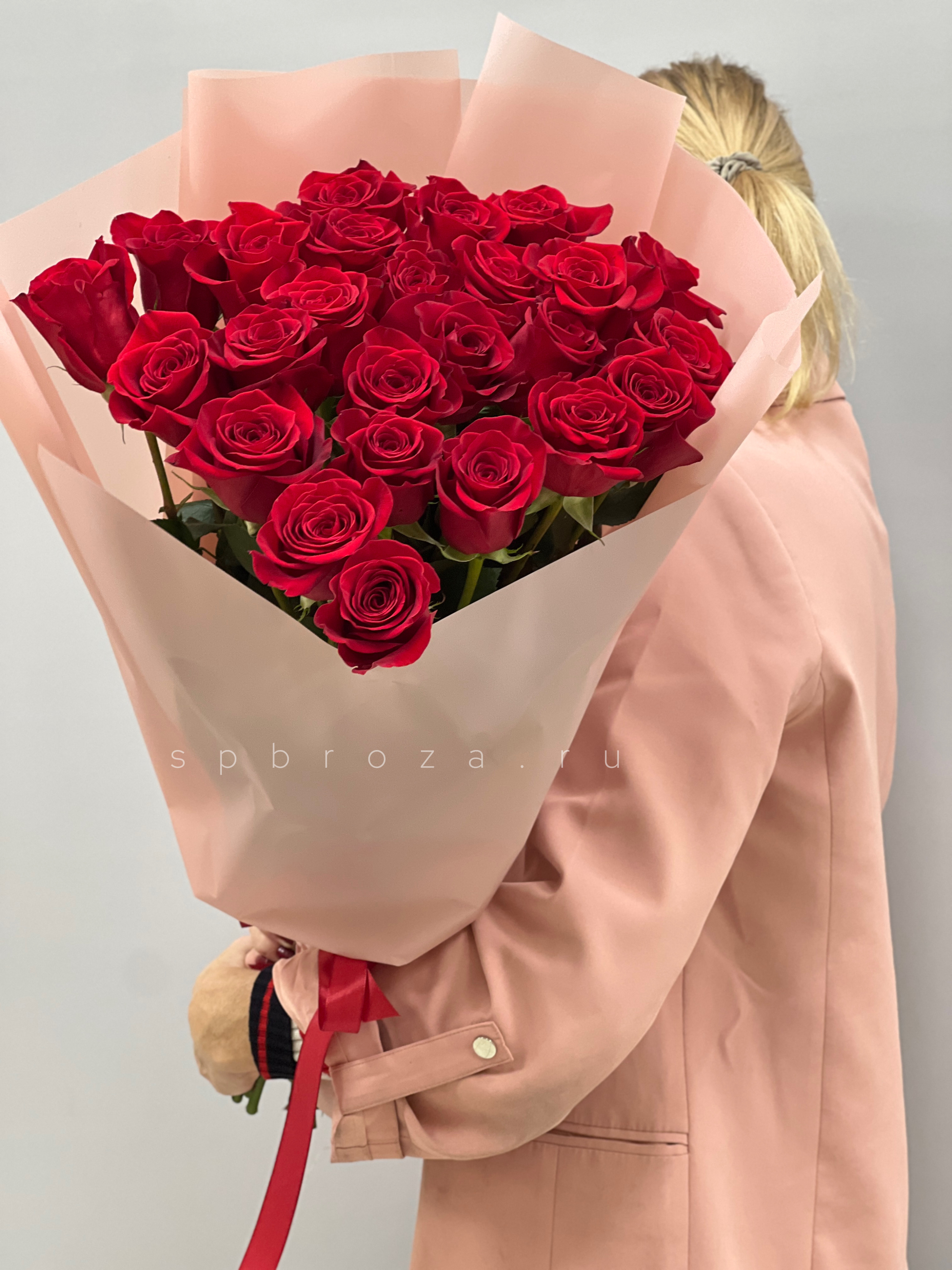 Дизайнерская упаковка букета Страсть